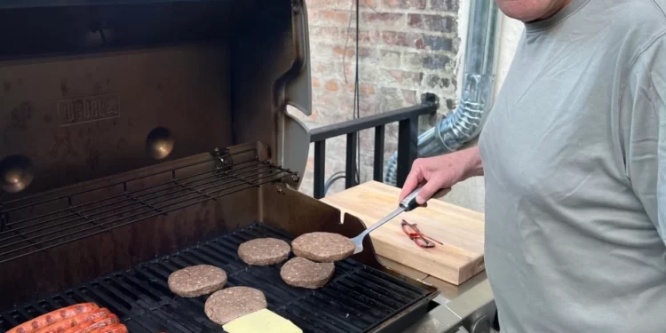 Father’s Day Fiasco: Chuck Schumer’s Raw Cheeseburger Photo Sparks Controversy