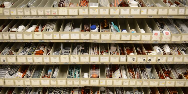 U.S. Drug Shortages Reach Decade-High and Last Longer, Exposing Market Vulnerability