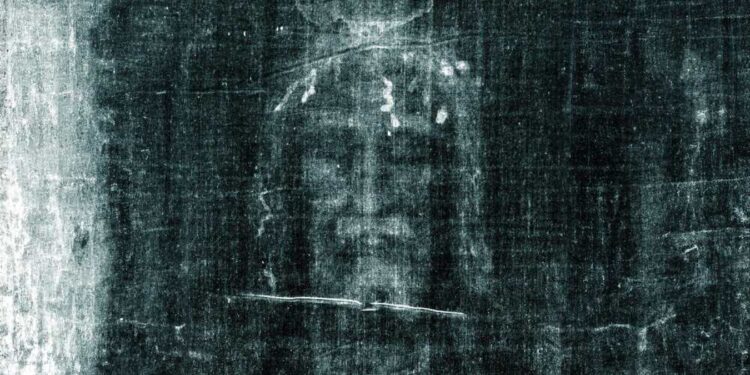 New Evidence Shows That the Shroud of Turin Does, in Fact, Date to the Time of Jesus